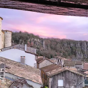 https://vog-meubl-2-toiles-la-plus-belle-vue-de-vog.hotels-rhonealpes.com